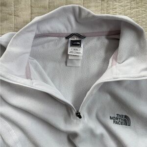 The North Face Light Gray White Quarter-Zip Fleece Pullover